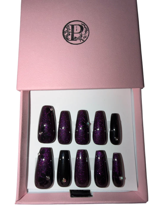 Midnight Bloom Magnetic Cat Eye Effect